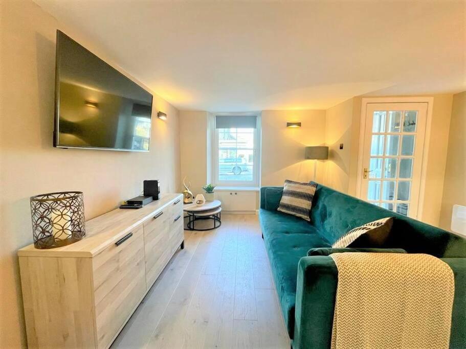 Stylish, Central And Cosy 1Bd Nr Canongate 에든버러 외부 사진