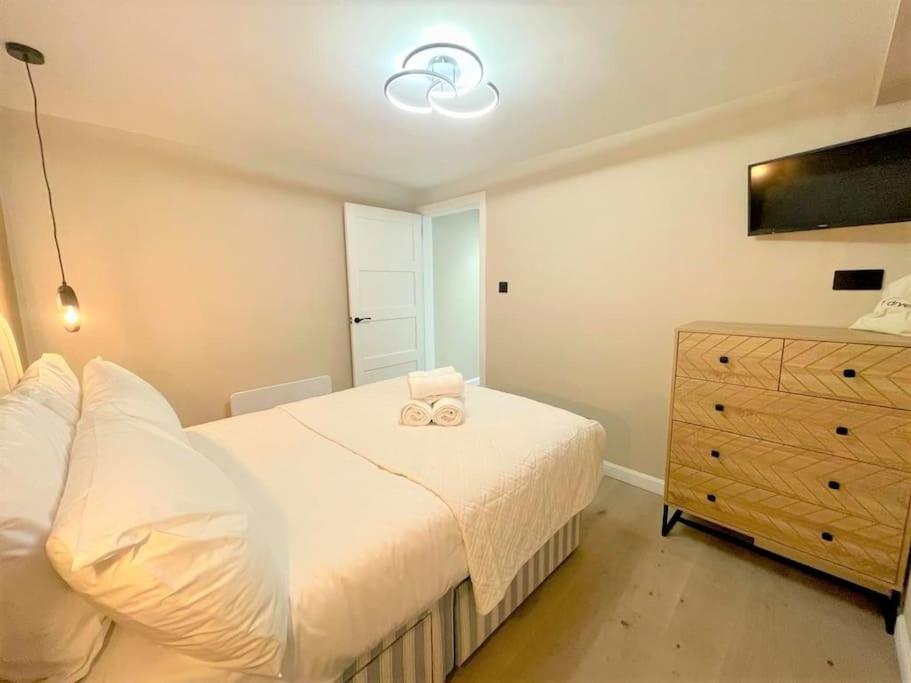 Stylish, Central And Cosy 1Bd Nr Canongate 에든버러 외부 사진