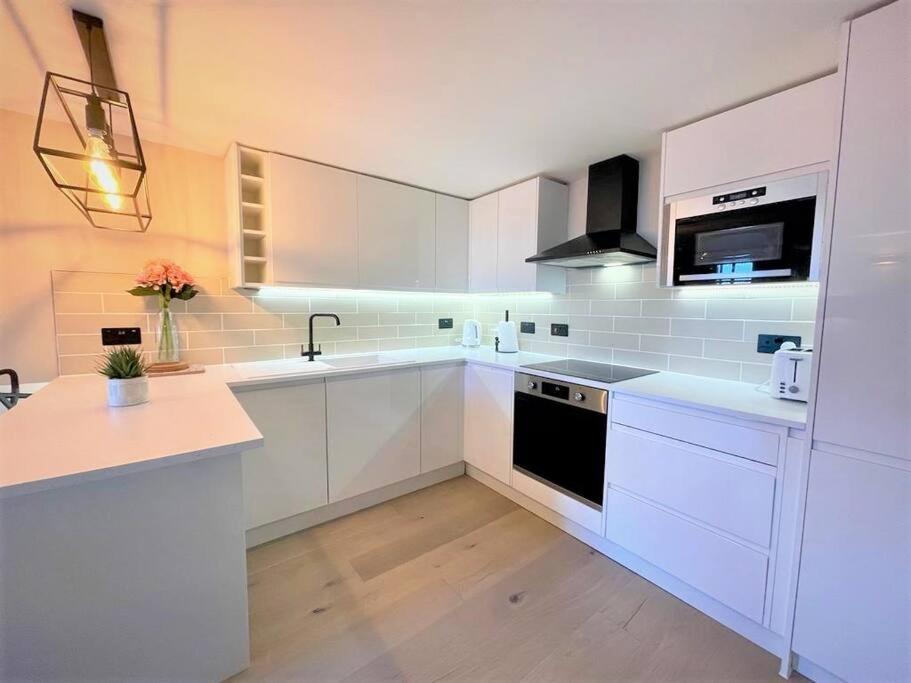 Stylish, Central And Cosy 1Bd Nr Canongate 에든버러 외부 사진